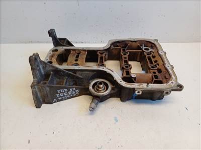 Toyota Corolla verso (E121) olajteknő közdarab