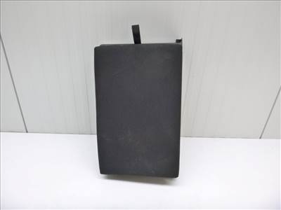 Volkswagen passat vii kombi hátsó könyöklő