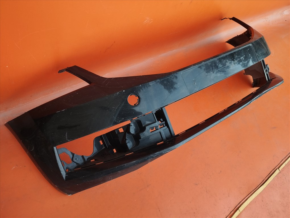 Skoda Octavia 3 FL első lökhárító (S3.30.1003R)a 2. kép