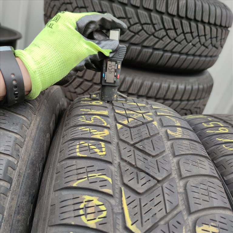 215/65 R17 Pirelli téli gumi 15000ft a 4db/50/ 3. kép