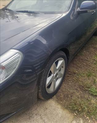 Chevrolet Epica Sárvédő bal 