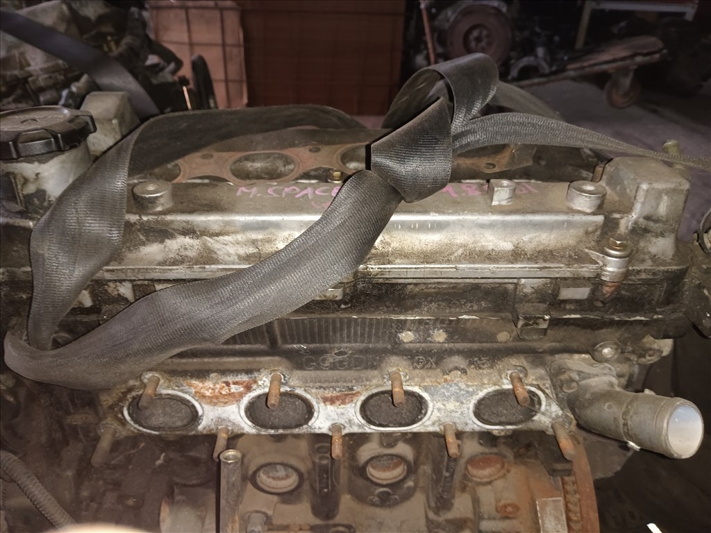 Mitsubishi Spacestar fűzött blokk hengerfejjel  5. kép