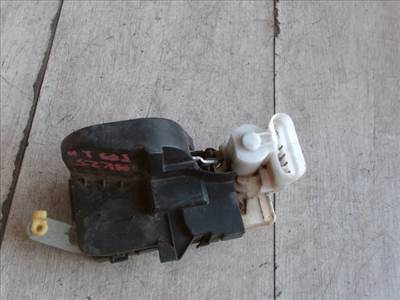 ALFA ROMEO ROMEO 147 00.10-04.10 Jobb hátsó ajtó zárszerkezet központi záras