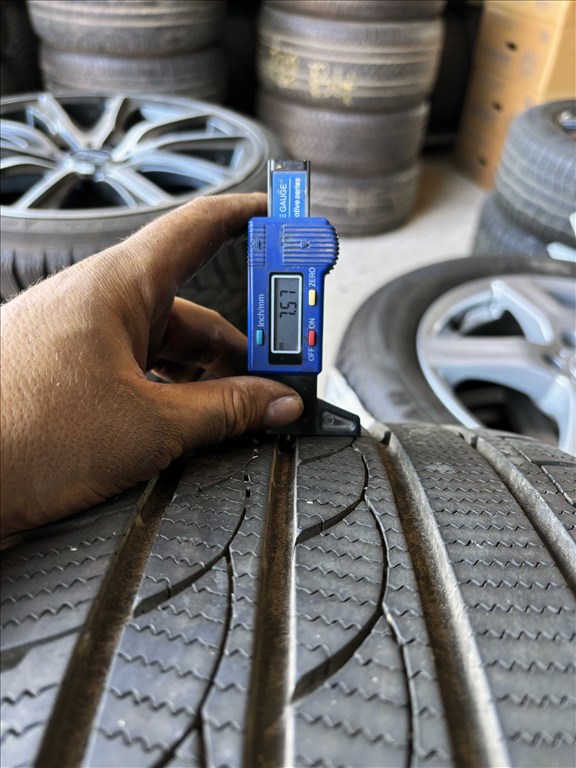 245/40 r19 Imperial téligumi 4db eladó 245/40r19 garnitúra 6. kép