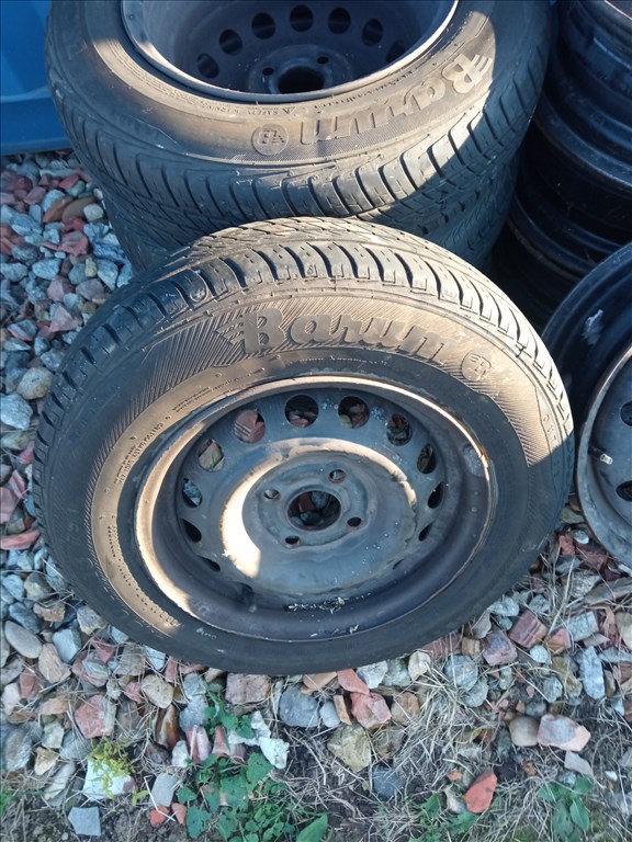  4x100 Opel Astra, Corsa, Vectra.13-as,14"- es, 15-ös lemezfelni eladó sok darab. 2. kép