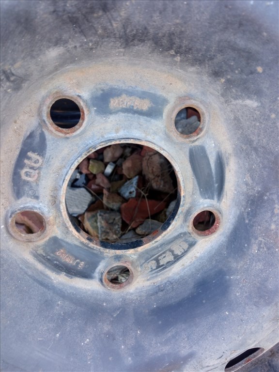  4x100 Opel Astra, Corsa, Vectra.13-as,14"- es, 15-ös lemezfelni eladó sok darab. 7. kép