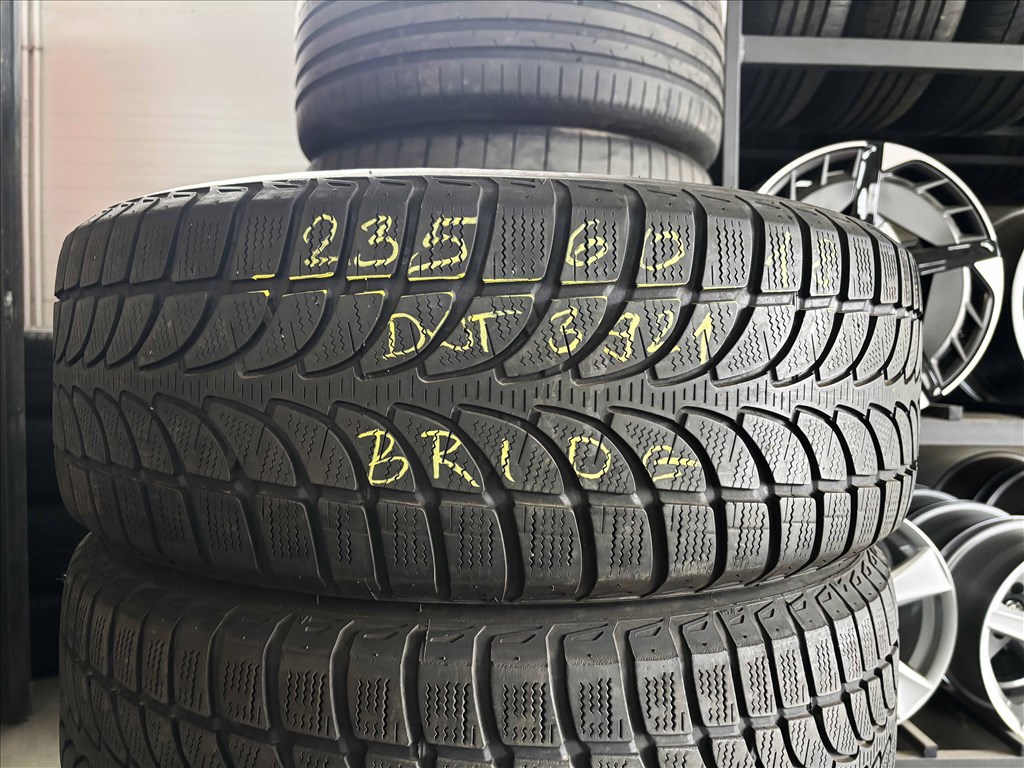 235/60 r18 Bridgestone 2021 téligumi 4db eladó 235/60r18 garnitúra 1. kép