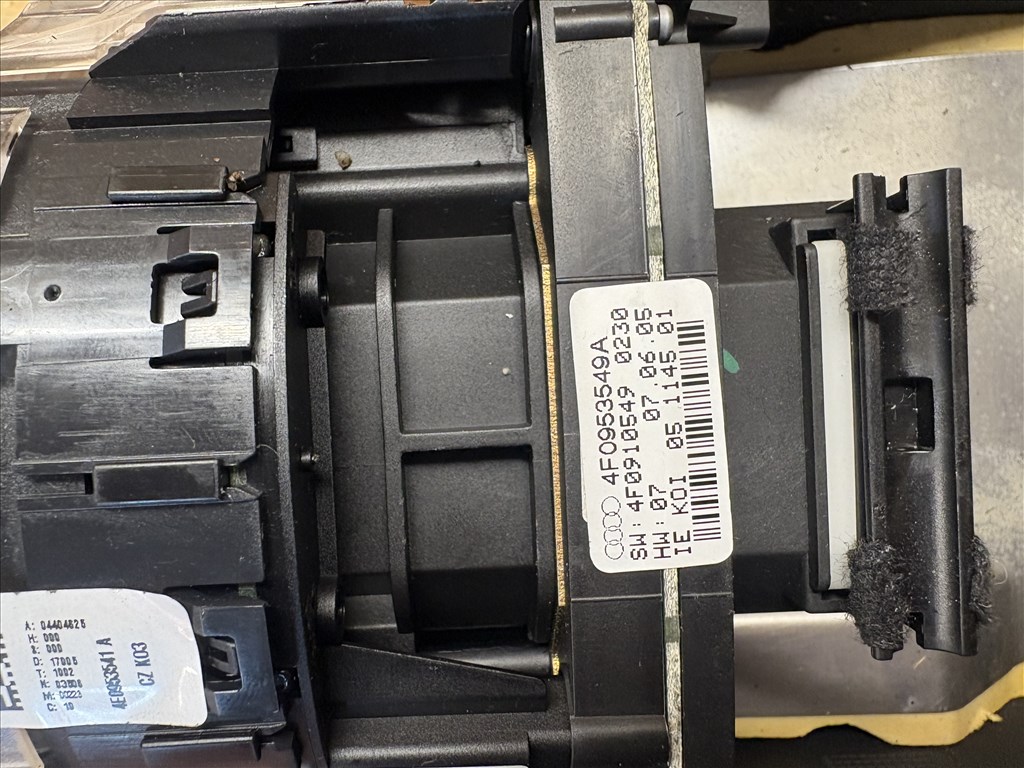 Audi A6 (C6 - 4F) tempomat, tempomat elektronika, kormánykapcsoló  4f0953549a 2. kép