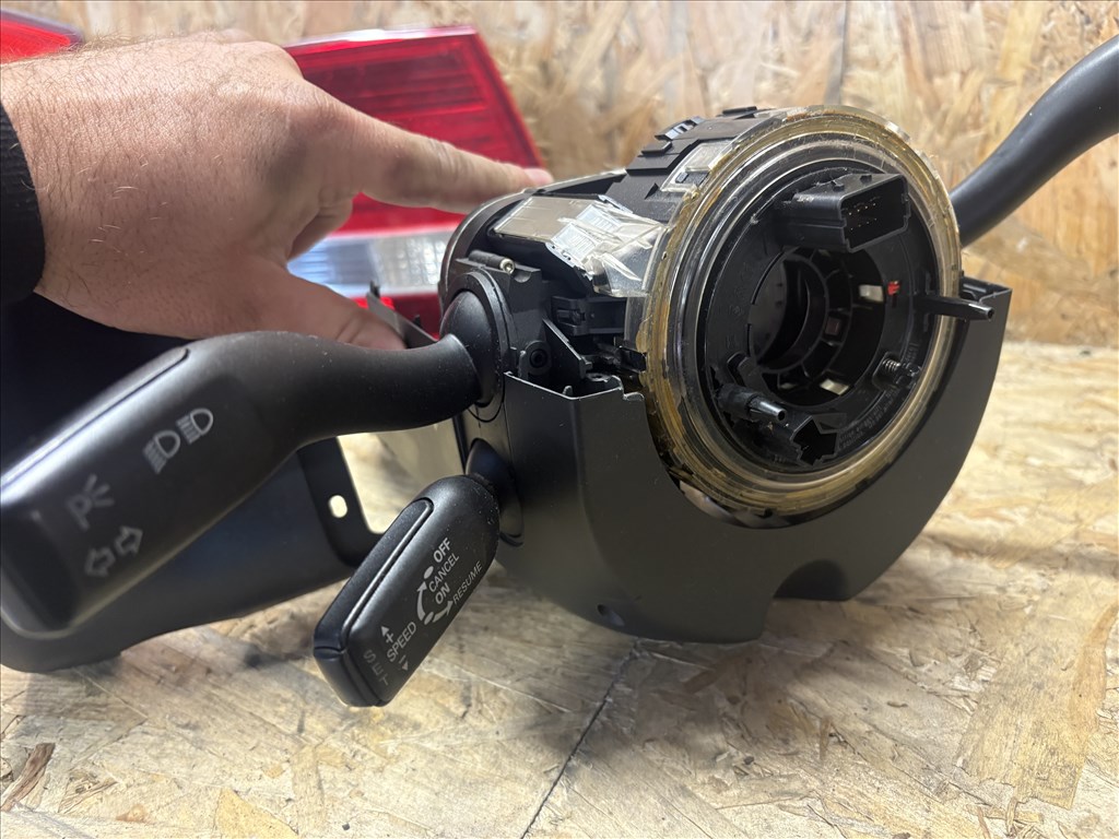 Audi A6 (C6 - 4F) tempomat, tempomat elektronika, kormánykapcsoló  4f0953549a 3. kép