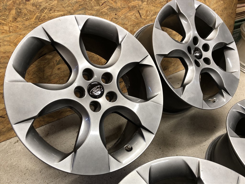 18 col gyári Ford szenzoros alufelni 18 colos 5x108 4. kép