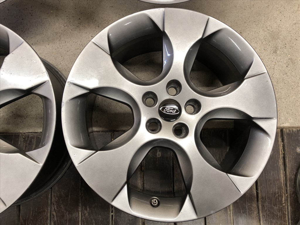 18 col gyári Ford szenzoros alufelni 18 colos 5x108 9. kép
