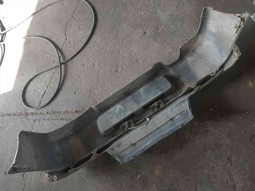 Suzuki Swift II 96-03 Hátsó Lökhárító 3. kép