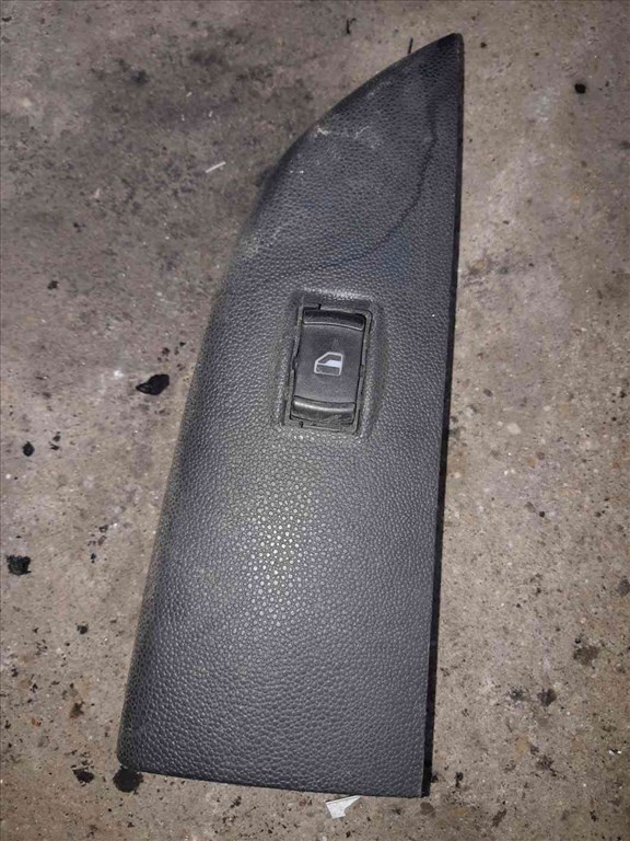 Skoda Fabia Jobb Hátsó Ablakemelõ Kapcsoló 6Y1 867 228 1. kép