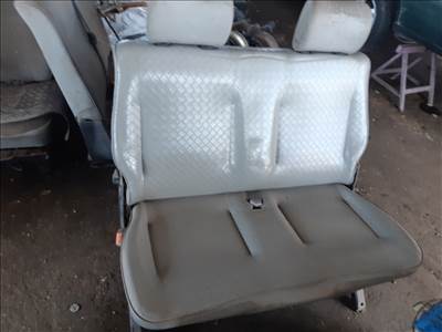 Volkswagen Transporter T4 91-96 Bal Hátsó Ülés