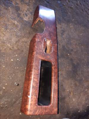 Kia Sorento Jobb Első Ablakemelő Kapcsoló Keret