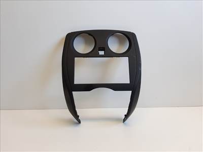 Nissan Note (E12) rádió keret 682603VV0A