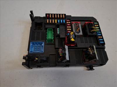 Peugeot 208  bsi modul 9819850080