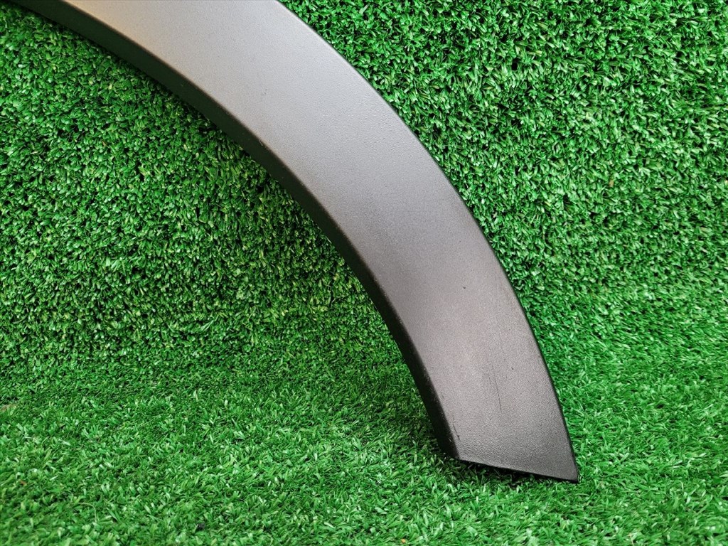 SUZUKI SX4 S-Cross II Bal hátsó Sárvédő Szélesítő 7726161M0 5. kép