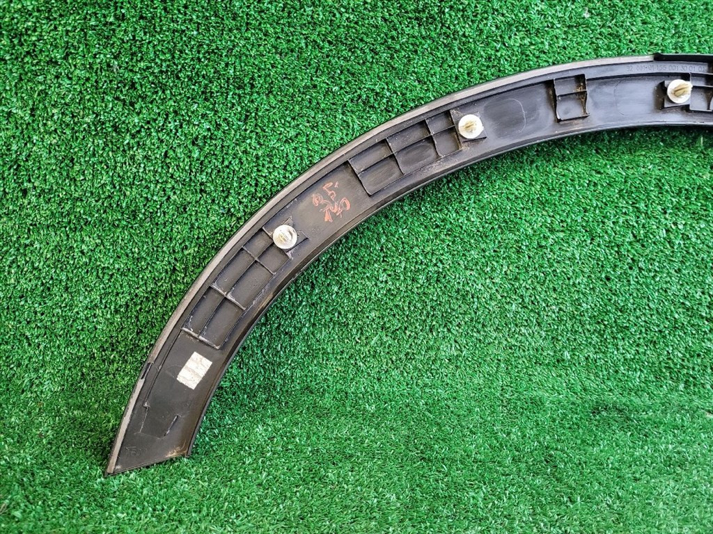 SUZUKI SX4 S-Cross II Bal hátsó Sárvédő Szélesítő 7726161M0 8. kép