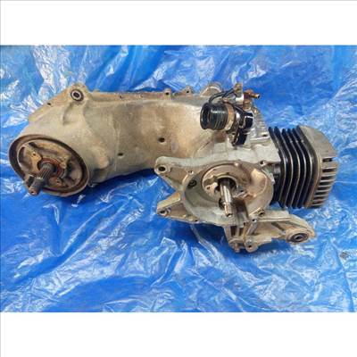 Derbi Vamos 50 G 1996 motorblokk henger főtengely végáttétel Motorblock engine