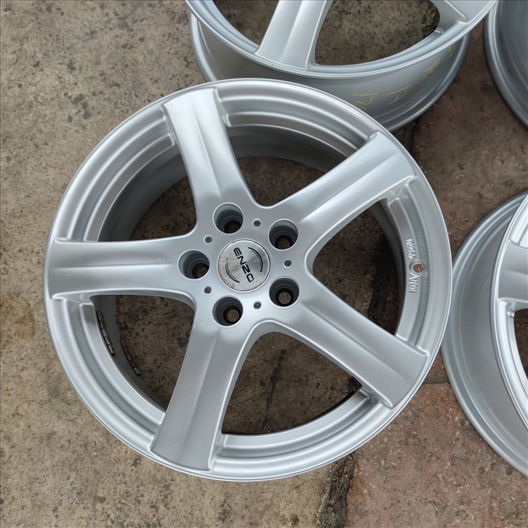 5x114,3 17 toyota hyundai mazda kia alufelni 120000ft a 4db/40/ 4. kép