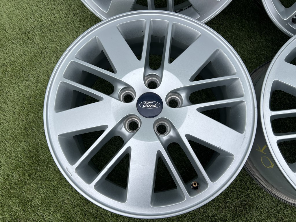 5x108 16" Ford gyári alufelni 6,5Jx16h2 ET50 2. kép