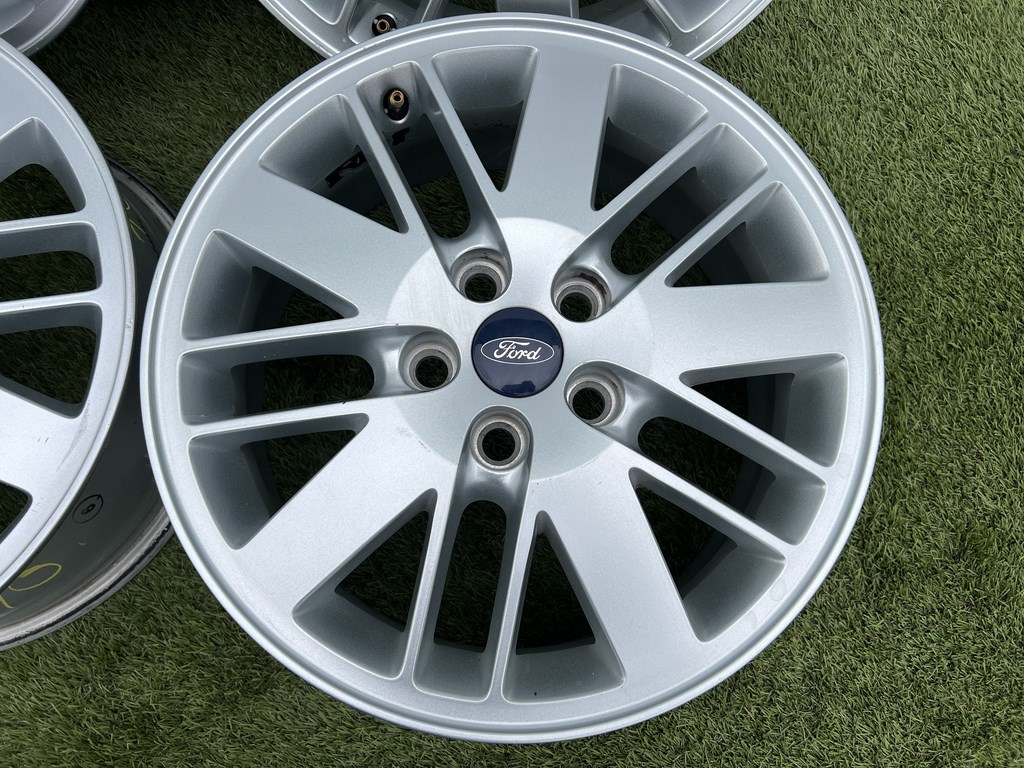 5x108 16" Ford gyári alufelni 6,5Jx16h2 ET50 3. kép