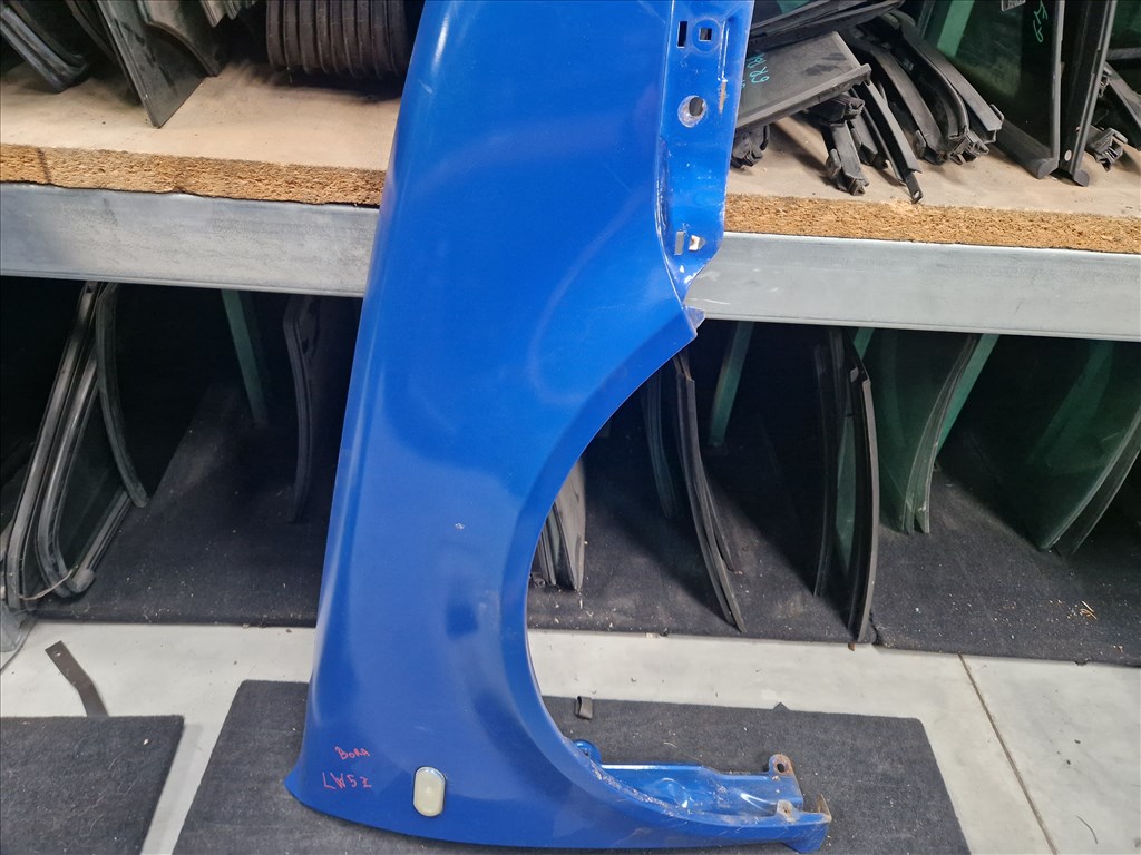 Volkswagen Bora jobb első sárvédő LW5Z (26097) 4. kép