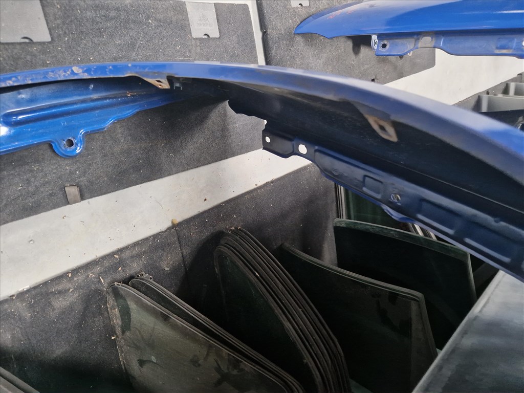 Volkswagen Bora jobb első sárvédő LW5Z (26097) 7. kép