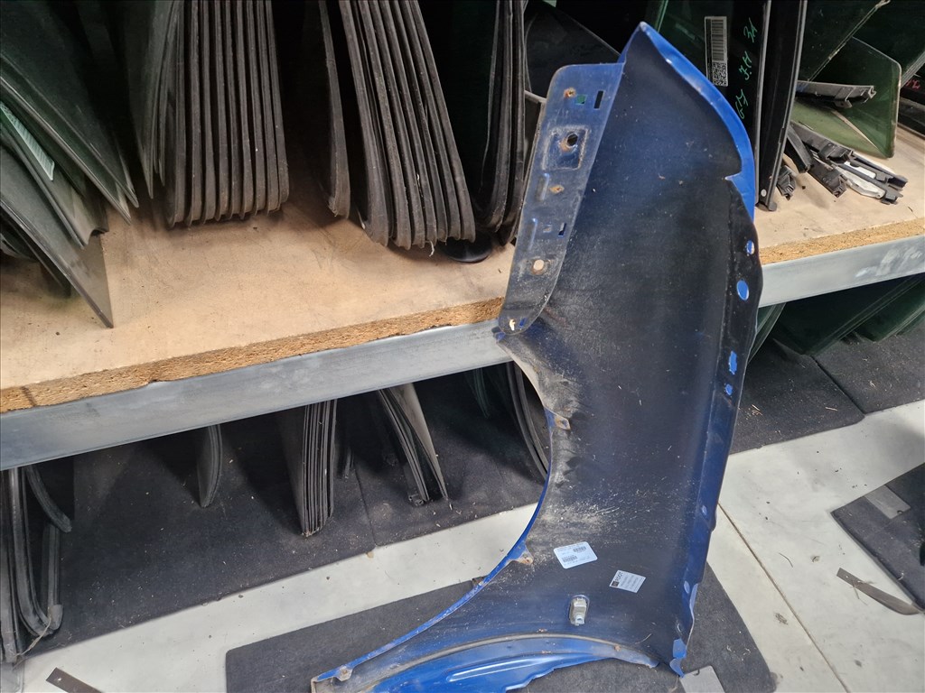 Volkswagen Bora jobb első sárvédő LW5Z (26097) 11. kép