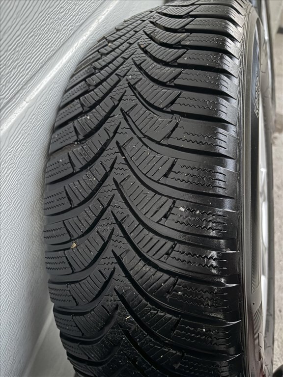 Kia 5x114.3 16" alufelnik téli gumikkal olcsón 6. kép