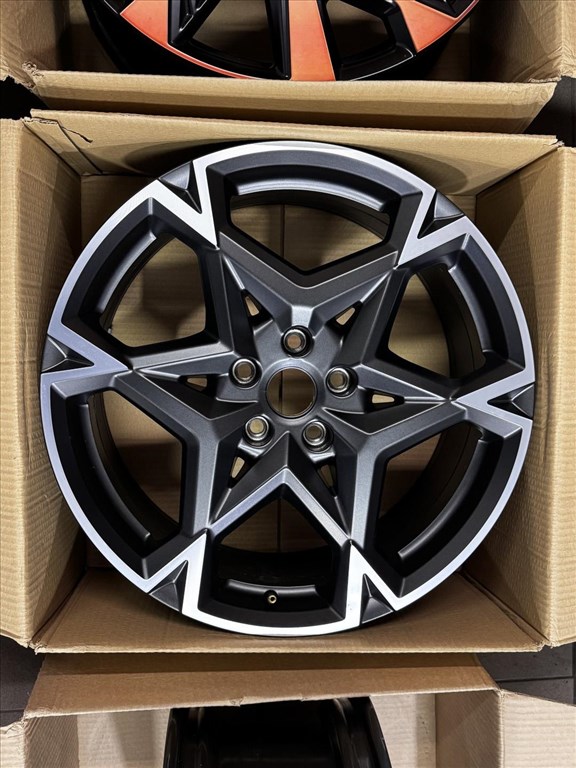 R19 Original Seat 8J ET49 - 5FA601025AE /  5FA 6010 25AE 1db alufelni felni 1. kép