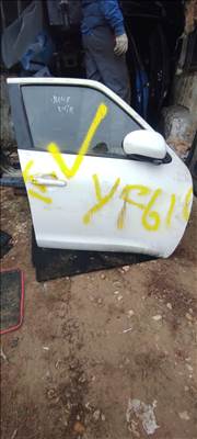 Nissan Juke I Jobb első ajtó 