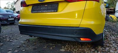 Ford Focus mk3 kombi facelift hátsó lökhárító 