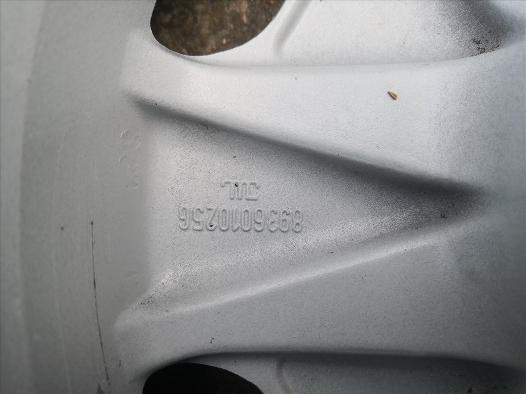 Audi 80 15-ös alufelni pótkeréknek 1db  3. kép