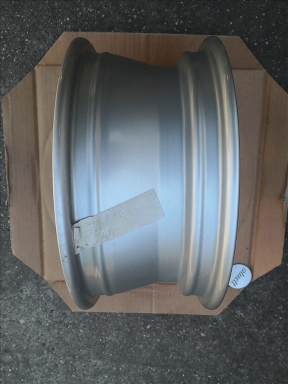 14-es új 4x100-as alufelni 7. kép