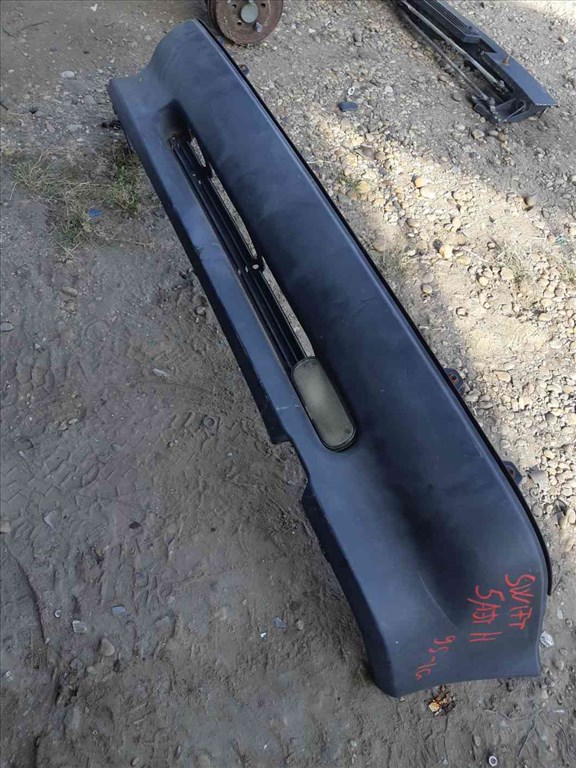 Suzuki Swift II 92-96 Hátsó Lökhárító 71812-60B00 1. kép