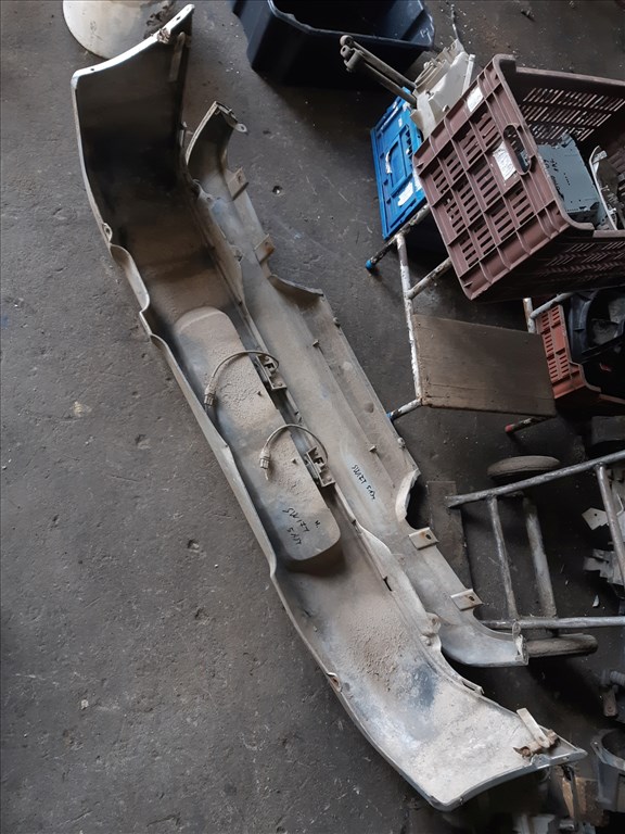 Suzuki Swift II 92-96 Hátsó Lökhárító 3. kép