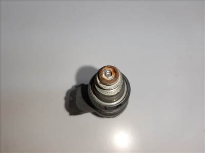 Audi A3 (8P) befecskendező (injektor) 06A906031BT