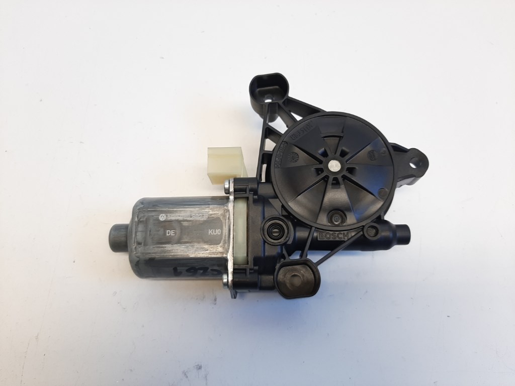 Audi A3 5 ajtós (8V) bal elsõ ablakemelõ motor 5Q0959802B 0130822716 2. kép