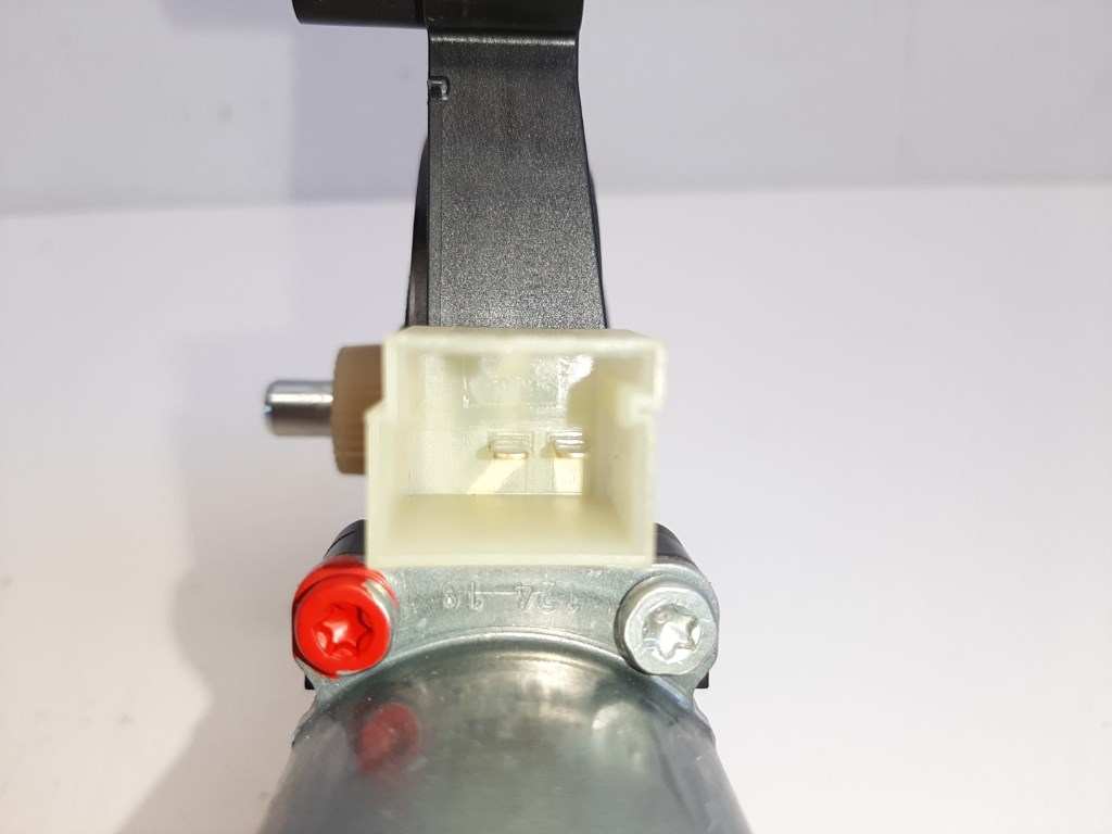 Audi A3 5 ajtós (8V) bal elsõ ablakemelõ motor 5Q0959802B 0130822716 4. kép