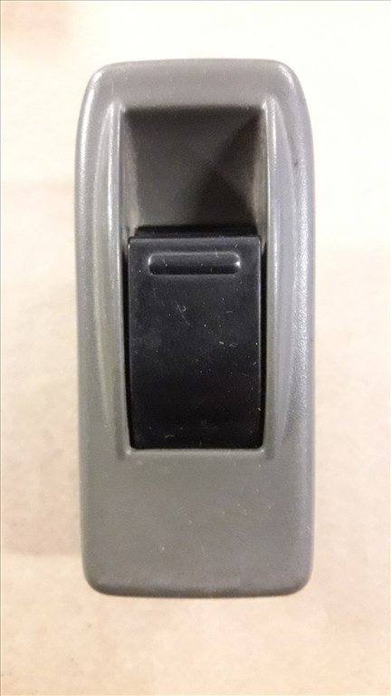 Suzuki Vitara Bal Hátsó Ablakemelõ Kapcsoló 1. kép