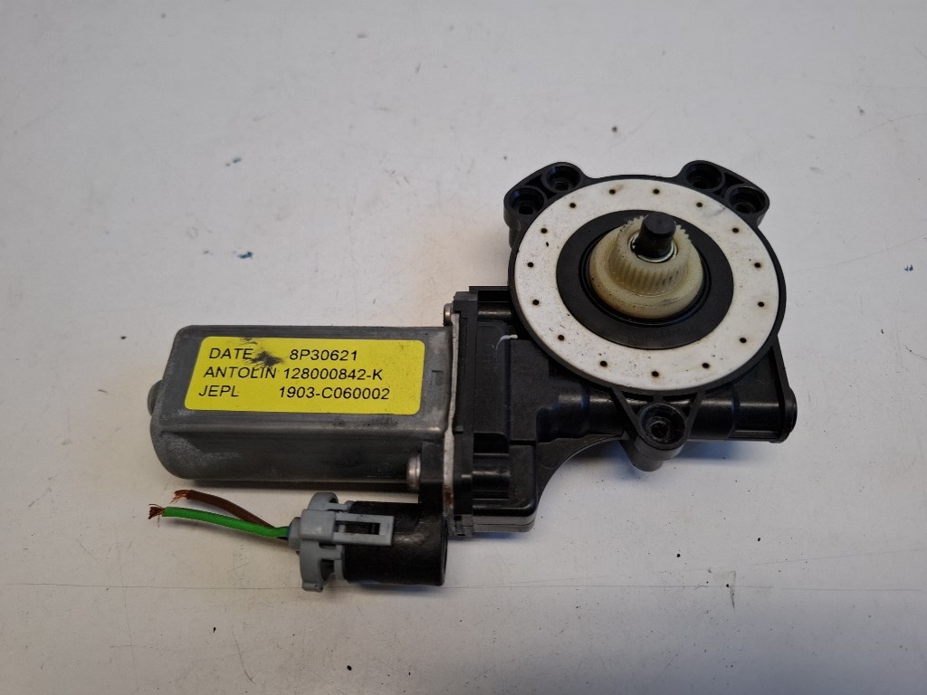 Dacia duster (HS) jobb elsõ ablakemelõ motor 1. kép