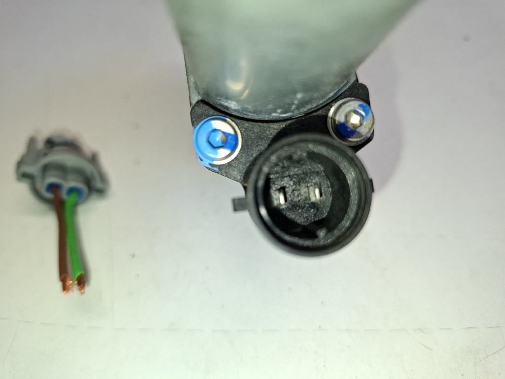 Dacia duster (HS) jobb elsõ ablakemelõ motor 4. kép