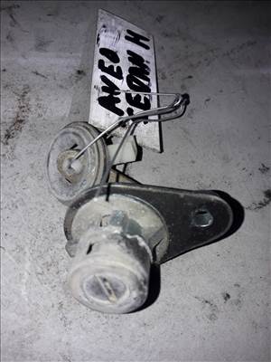 Chevrolet Aveo Csomagtérajtó Zárbetét