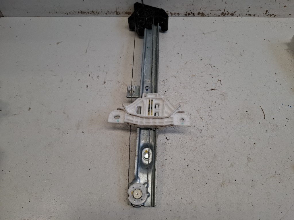 Hyundai I 20 (BC3/BI3) jobb hátsó Ablakemelõ szerkezet elektromos 1. kép