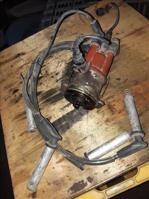 Opel Corsa B Gyújtás Elosztó 0 237 521 024