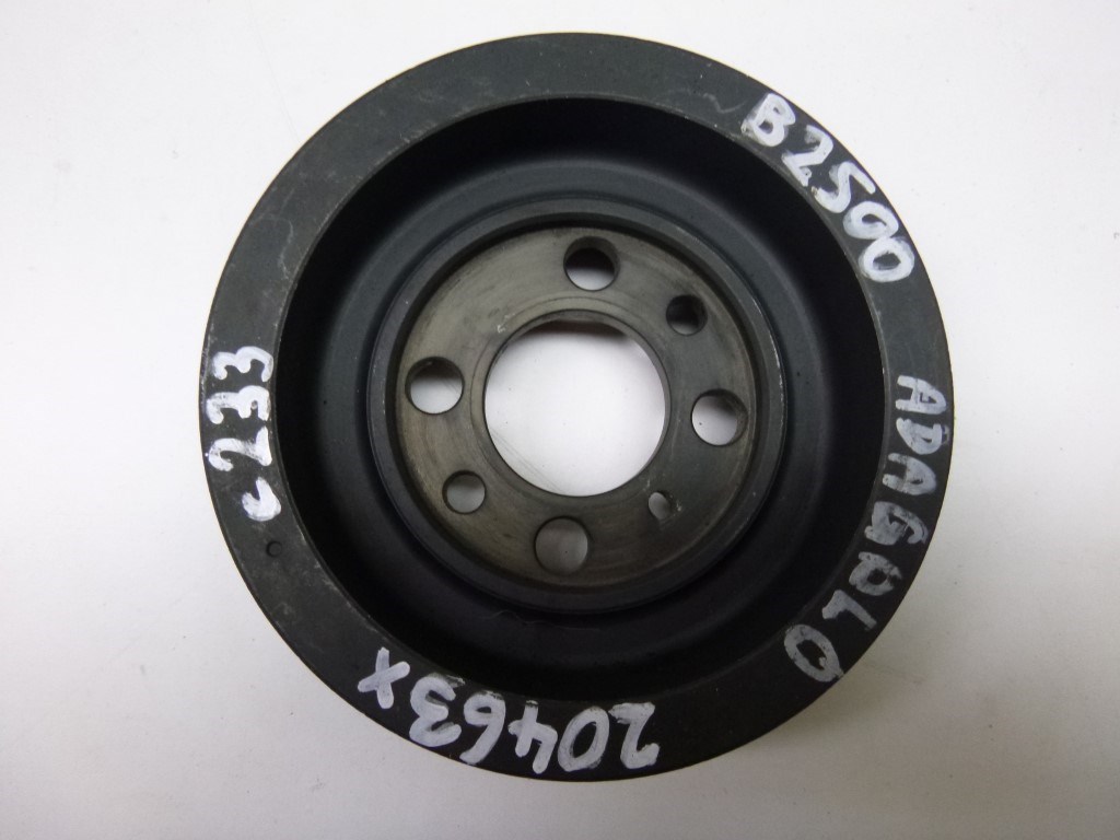 Mazda B 2500  adagolószíjtárcsa (adagoló szijtárcsa) 1. kép