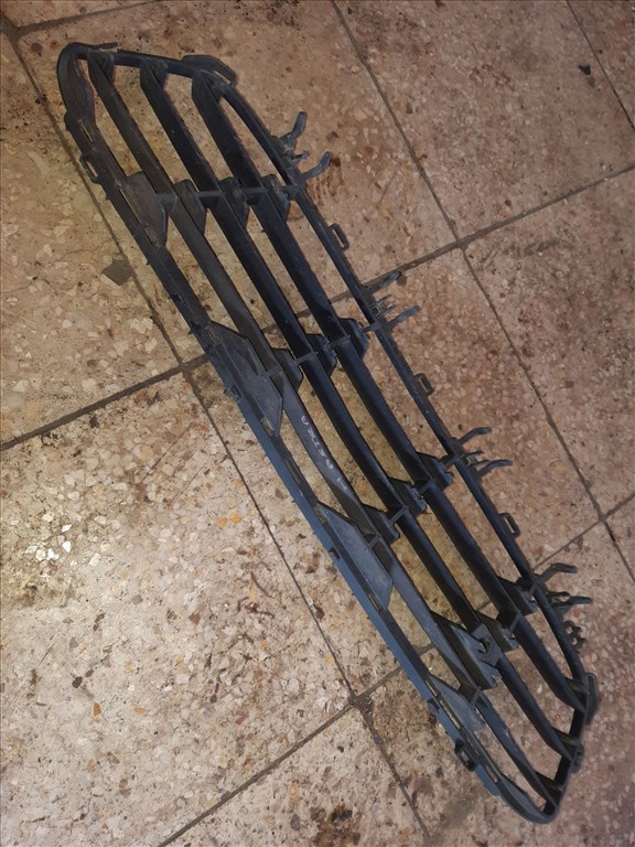 Opel Astra H Elsõ Lökhárító Díszrács 24460271 2. kép