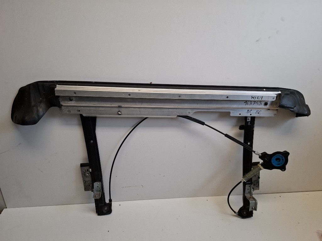 Mini cooper (R56) bal elsõ Ablakemelõ szerkezet elektromos 88220011 1. kép